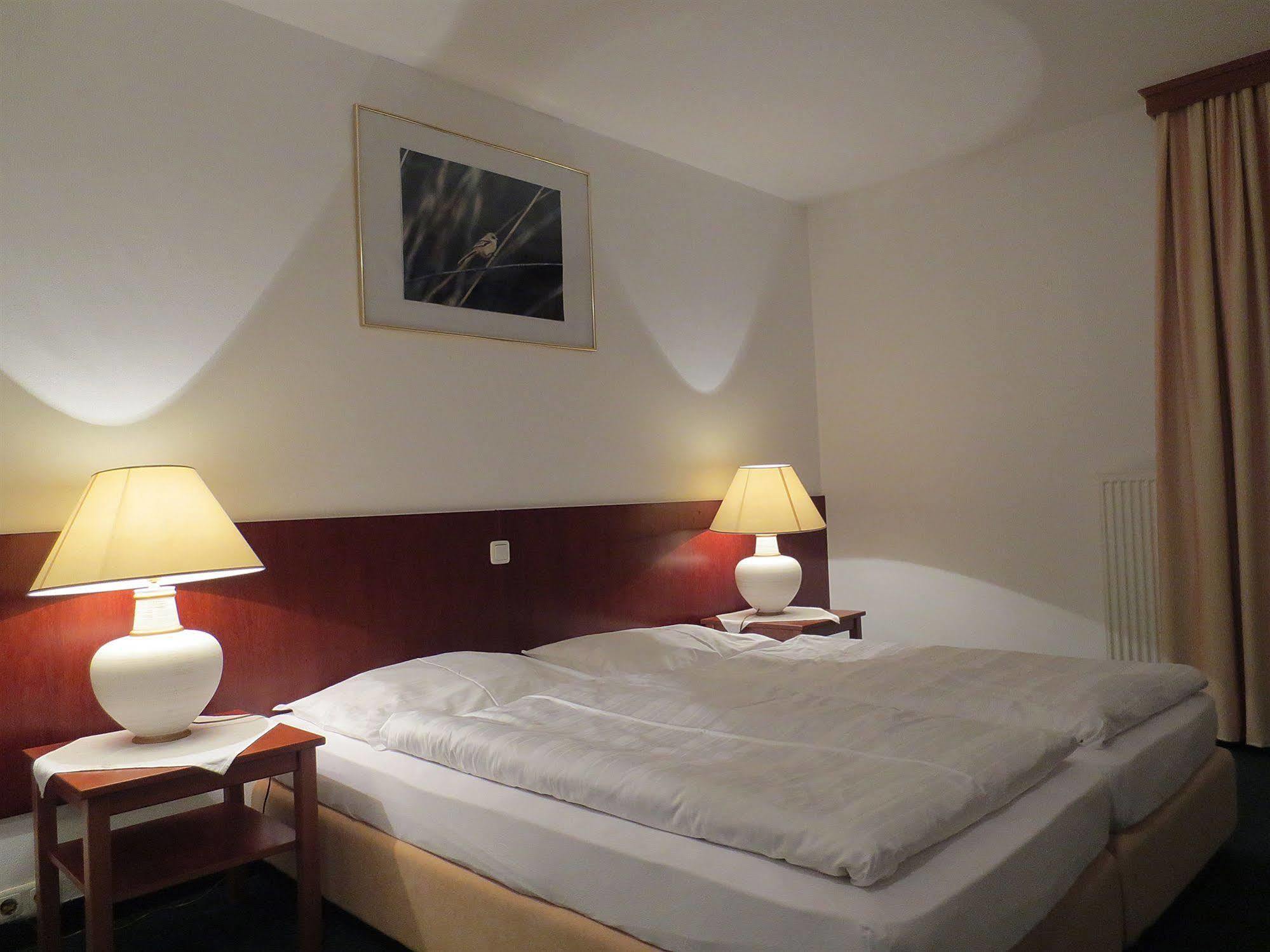 Hotel Zur Post 일미츠 외부 사진