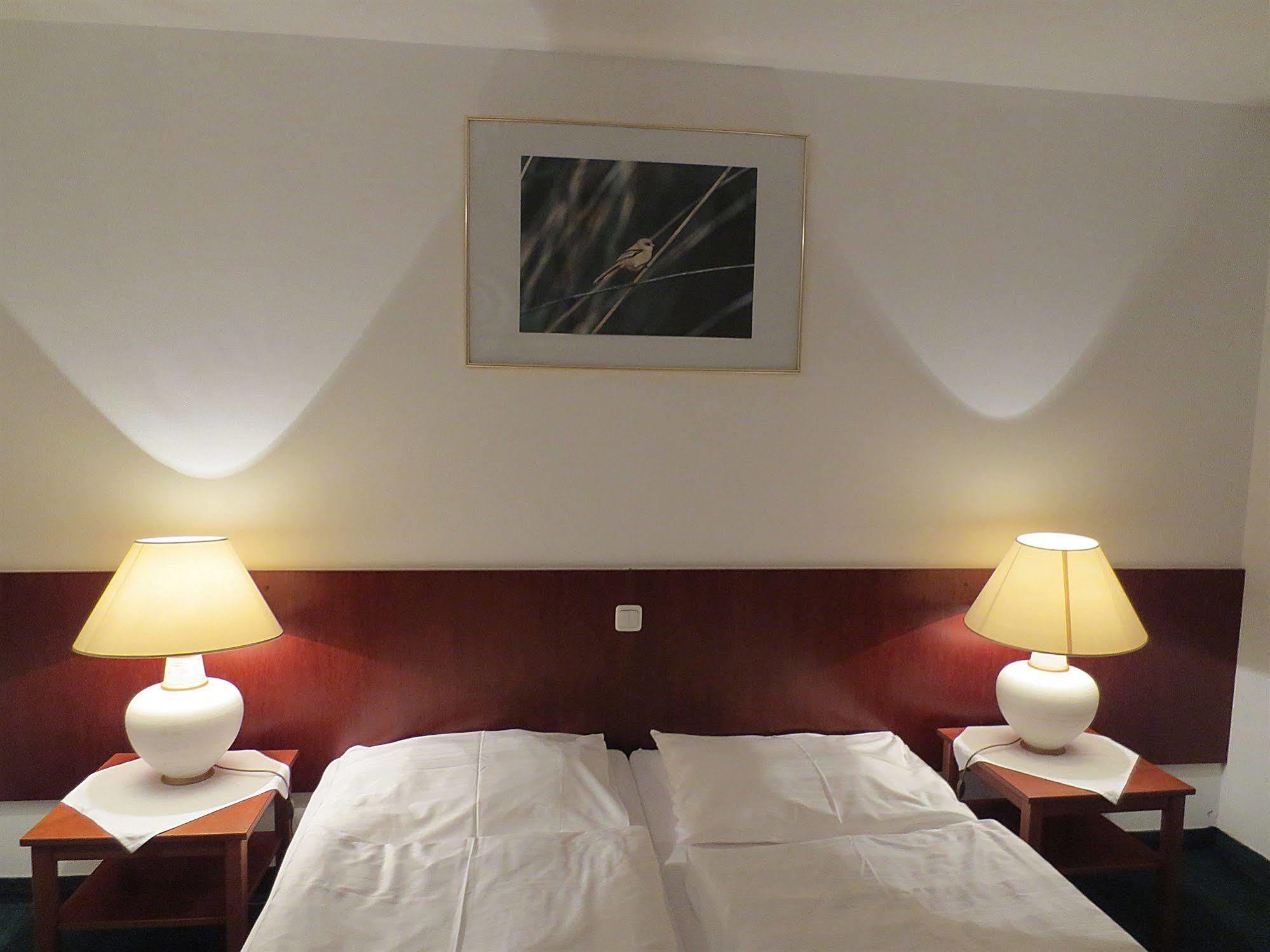 Hotel Zur Post 일미츠 외부 사진